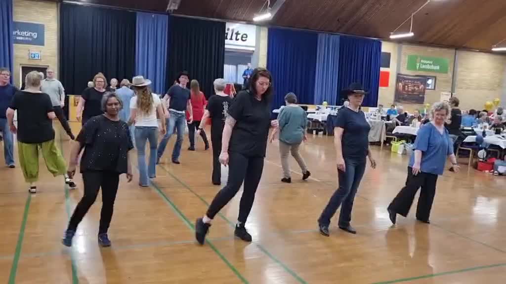 received_965644435995124.mp4