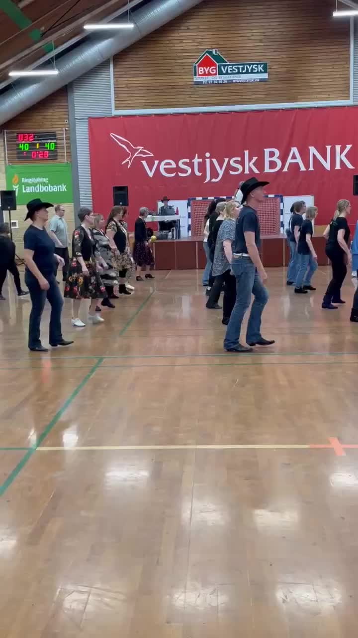 received_837749972016900.mp4